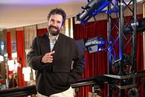 Sanremo 2026, Tommaso Paradiso chi è: esordi, rottura con i 'The giornalisti', dietrofront sul Festival Sanremo 2026, Tommaso Paradiso chi è: esordi, rottura con i 'The giornalisti', dietrofront sul Festival