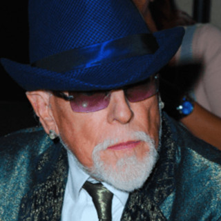 Addio a Antony Price, genio dello stile glam di Roxy Music, Duran Duran e Bowie Addio a Antony Price, genio dello stile glam di Roxy Music, Duran Duran e Bowie