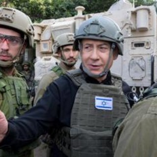 Netanyahu visita nord di Gaza, Hamas perde contatti con carcerieri ostaggio Usa