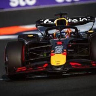 Gp Silverstone, Verstappen pole e Ferrari in terza fila
