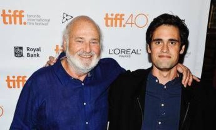 Giallo nel processo Reiner, si ritira a sorpresa l'avvocato del figlio imputato