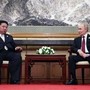 Kim incontra Putin a Pechino, poi 'cancella' le tracce