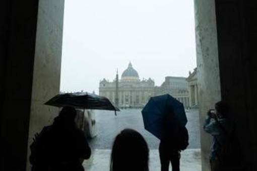 Maltempo a Roma, nubifragio e vento sulla Capitale Maltempo a Roma, nubifragio e vento sulla Capitale