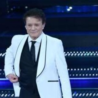 Massimo Ranieri, fake news sulla morte. La figlia: &quot;Vergogna, mio padre sta bene&quot;