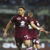 Fiorentina in piena crisi, il Torino vince 2-1 al Franchi e viola sommersi dai fischi