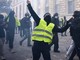 Francia, Gilet Gialli: "Domani in piazza, solo i regimi vietano le proteste"