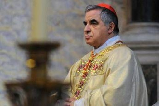 Conclave e caso Becciu, bocche cucite dai cardinali: &quot;Non ne possiamo parlare&quot;