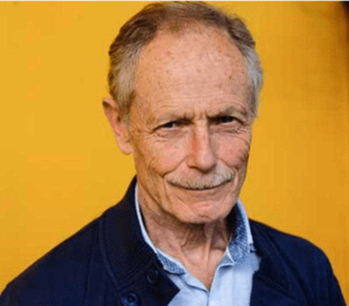 Erri De Luca sul rabbino aggredito: "Episodi si accumulano in clima, ormai è licenza di antisemitismo" Erri De Luca sul rabbino aggredito: "Episodi si accumulano in clima, ormai è licenza di antisemitismo"