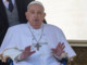 Papa Francesco appare a sorpresa in Piazza San Pietro “Buona domenica a tutti”