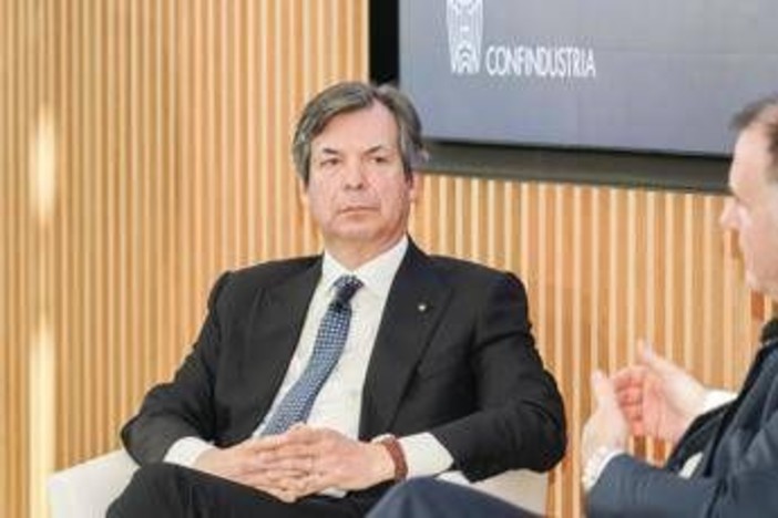 Intesa San Paolo, maggioranza bulgara ad assemblea: 97% azionisti a favore Opas su Mps