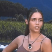 "Piera Meloni è parente di un autore del Gf Vip", l'indiscrezione di Valeria Marini. Lucarelli interviene e spiega