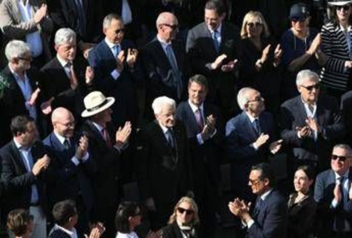 Internazionali, da Mattarella a Favino e Panatta: tutti i vip per la finale di Sinner Internazionali, da Mattarella a Favino e Panatta: tutti i vip per la finale di Sinner