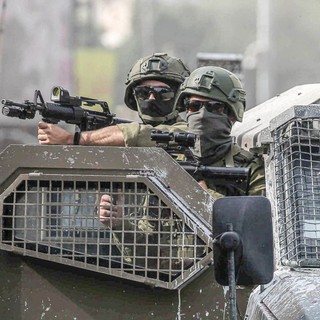 Esercito israeliano inizia la prima fase dell’invasione di Gaza City