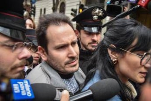 Caso Garlasco, perizia consulenti Stasi: &quot;Impronta 33 è di Sempio ed è intrisa di sangue e sudore&quot;