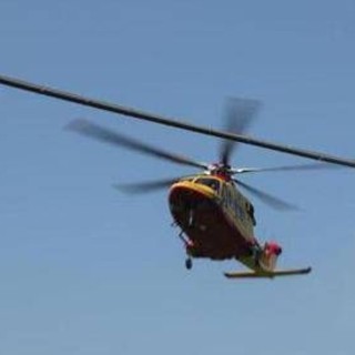 Roma, grave incidente in ditta: muore operaio schiacciato da un macchinario, un altro è ferito