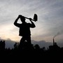 Save the Children, lavoro minorile nega i diritti fondamentali