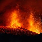 Etna, aeroporto Catania ancora chiuso: stop voli fino alle 14 Etna, aeroporto Catania ancora chiuso: stop voli fino alle 14