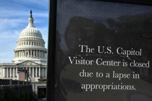 Shutdown Usa colpisce anche l'Italia, stipendi a rischio per oltre 4mila lavoratori Shutdown Usa colpisce anche l'Italia, stipendi a rischio per oltre 4mila lavoratori