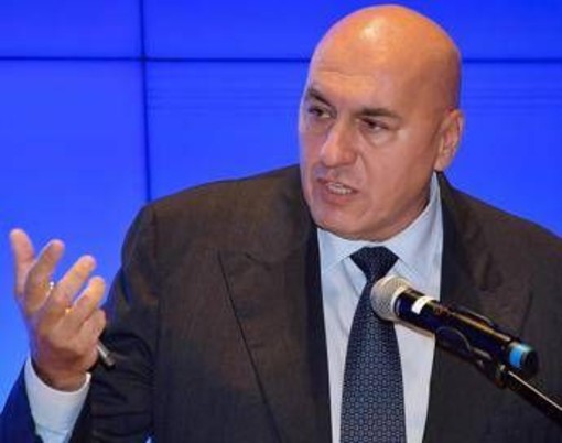 Libano, Crosetto: &quot;Italia continuerà la missione anche senza l'Onu&quot;