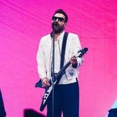Cesare Cremonini, stasera su Rai1 lo show al Circo Massimo: gli ospiti
