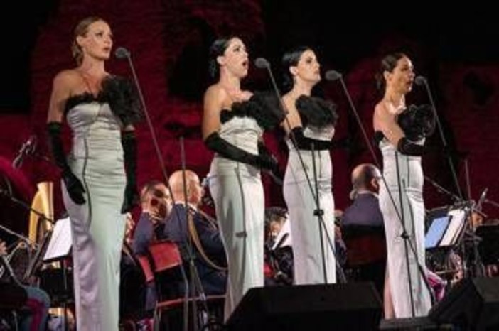 Musica, le Divas inaugurano la settimana romana di 'Dolce &amp; Gabbana'