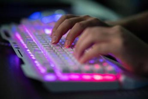 &quot;Cultura Incel viaggia indisturbata sul web&quot;, Morcellini lancia l'allarme
