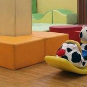 Bimbi picchiati e insultati all'asilo nido, scatta divieto di dimora per 5 maestre