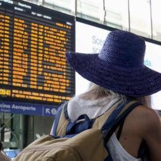 Caos treni, ritardi fino a un'ora per guasto su Alta Velocità Napoli-Roma