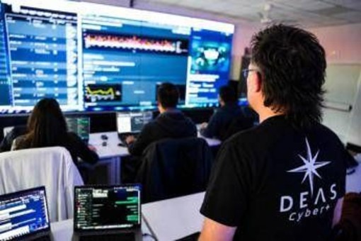 Cyber warfare e offensive security, Deas prima in Italia alla Hack The Box 2026 e tra i migliori team mondiali