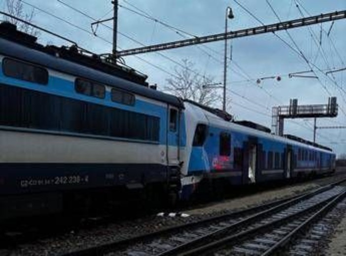 Scontro fra treni in Repubblica Ceca, almeno 42 feriti a Ceske Budejovice