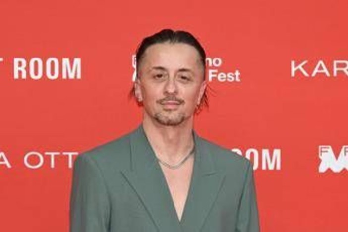 Sanremo 2026, Dardust chi è: la cover con Ermal Meta Sanremo 2026, Dardust chi è: la cover con Ermal Meta