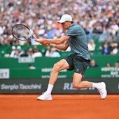 Sinner, la domanda su inno italiano lo 'imbarazza' a Montecarlo: "Si canta, no?"