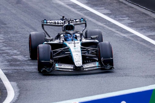 Russell vince la Sprint al Gp d’Olanda, secondo Leclerc Russell vince la Sprint al Gp d’Olanda, secondo Leclerc