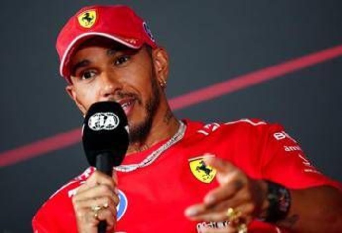 Hamilton: "Antonelli alla Ferrari? Non credo lo lascino andar via tanto presto..." Hamilton: "Antonelli alla Ferrari? Non credo lo lascino andar via tanto presto..."
