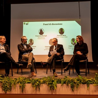 IA per studiare Sofocle, a Roma la prima sperimentazione EY-Istituto Santa Maria