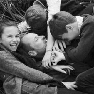 William, il lato tenero del principe nelle foto con i figli per la festa del papà