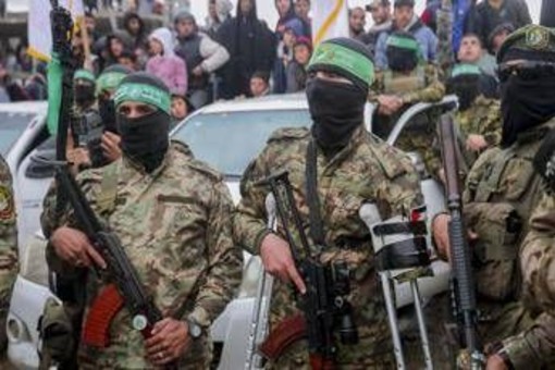 Gaza, Hamas 'celebra' 15enne ucciso in combattimento: "Ha piazzato esplosivi e sparato con lanciarazzi anticarro" Gaza, Hamas 'celebra' 15enne ucciso in combattimento: "Ha piazzato esplosivi e sparato con lanciarazzi anticarro"
