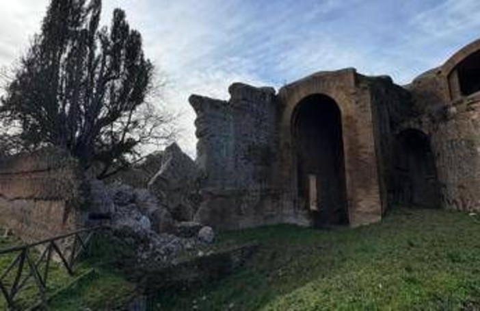 Villa Adriana, cede porzione mura delle Piccole Terme