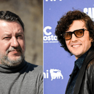 Salvini elogia Ermal Meta: "Parla perfettamente italiano". Ma l'artista è in Italia da 30 anni Salvini elogia Ermal Meta: "Parla perfettamente italiano". Ma l'artista è in Italia da 30 anni