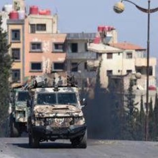 Siria, raid di Israele nella regione di Latakia. Ameno 350 morti a Sweida da inizio scontri