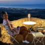 Turismo, da Parma alla Calabria per amore dello Ionio: la storia dell’host Monica Turismo, da Parma alla Calabria per amore dello Ionio: la storia dell’host Monica