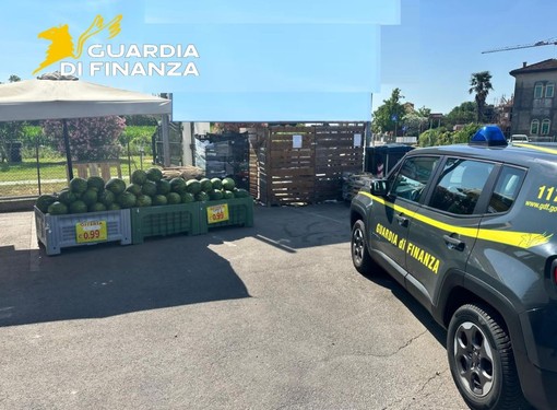 Sequestrati a Rovigo 450 Kg di carne scaduta e 3 tonnellate di verdura marcia Sequestrati a Rovigo 450 Kg di carne scaduta e 3 tonnellate di verdura marcia