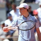 Sinner, Mouratoglu lo boccia: "Non sa soffrire come Alcaraz" Sinner, Mouratoglu lo boccia: "Non sa soffrire come Alcaraz"