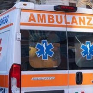 Travolto da un muletto a Messina, morto elettricista 61enne