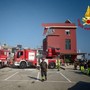Paura a Messina, crolla edificio: vigili del fuoco cercano sei dispersi, una famiglia sotto le macerie