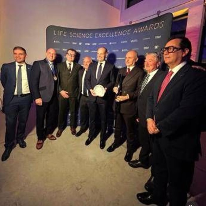 Tumori, Max Allegri premiato da Schillaci, sport e prevenzione contro fake news Tumori, Max Allegri premiato da Schillaci, sport e prevenzione contro fake news