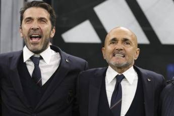 Buffon, messaggio a Spalletti: &quot;Hai affrontato la sfida con passione e responsabilità&quot;