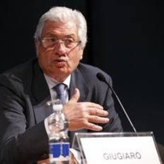 Esce fuori strada e si ribalta con il Suv, Giorgetto Giugiaro ricoverato a Olbia