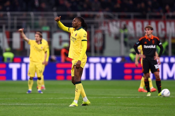 Leao risponde a Nico Paz, il recupero Milan-Como finisce 1-1 Leao risponde a Nico Paz, il recupero Milan-Como finisce 1-1