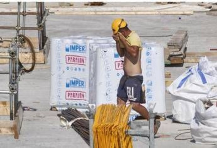 Caldo, firmato protocollo lavoro: &quot;Priorità alla sicurezza&quot;